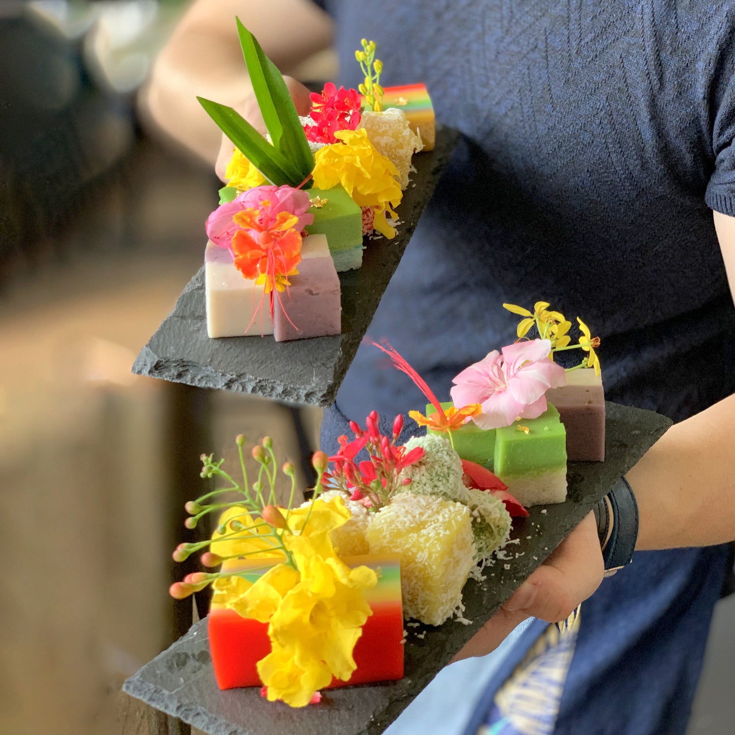 Nyonya Kueh Double Slate Platter (4pax)