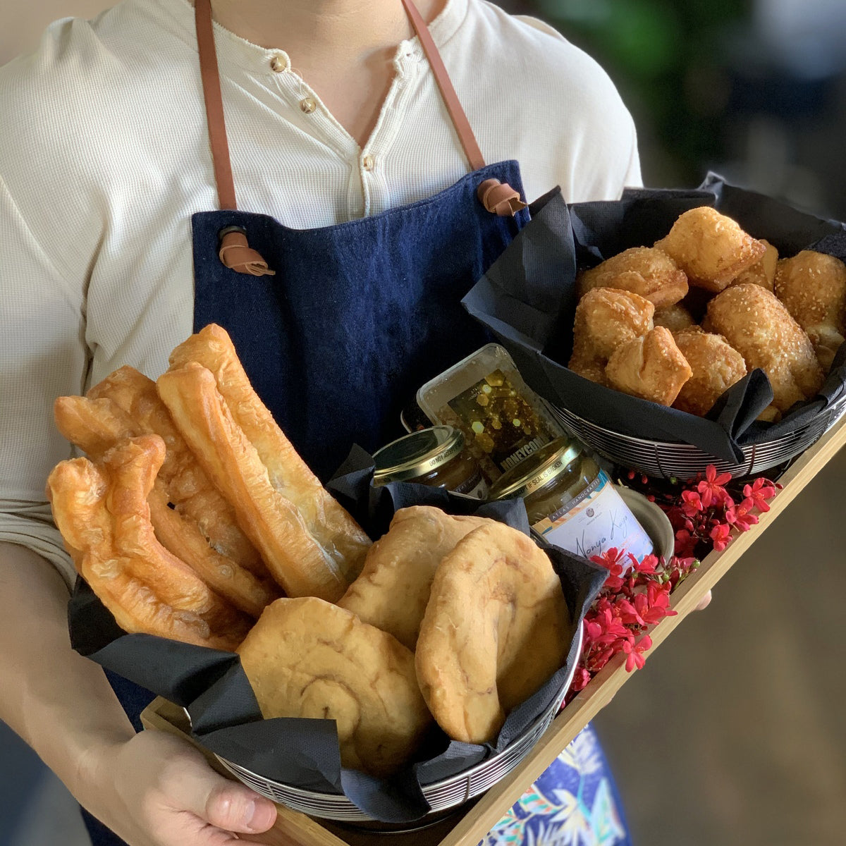 Heritage Breakfast Floating Tray