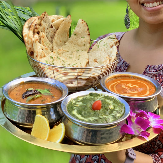 Palak Paneer, butter chicken& Naan Platter