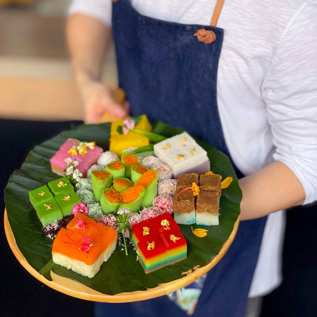 Nyonya Kueh 'Jewel' Platter (8pax)