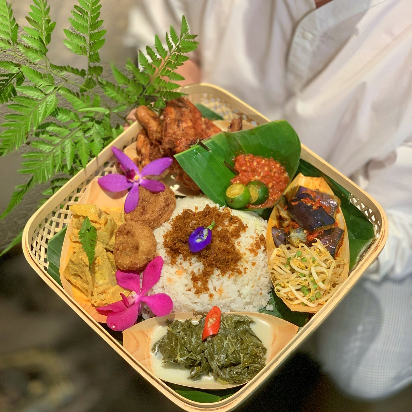 Ambeng Rattan Platter (2 pax)