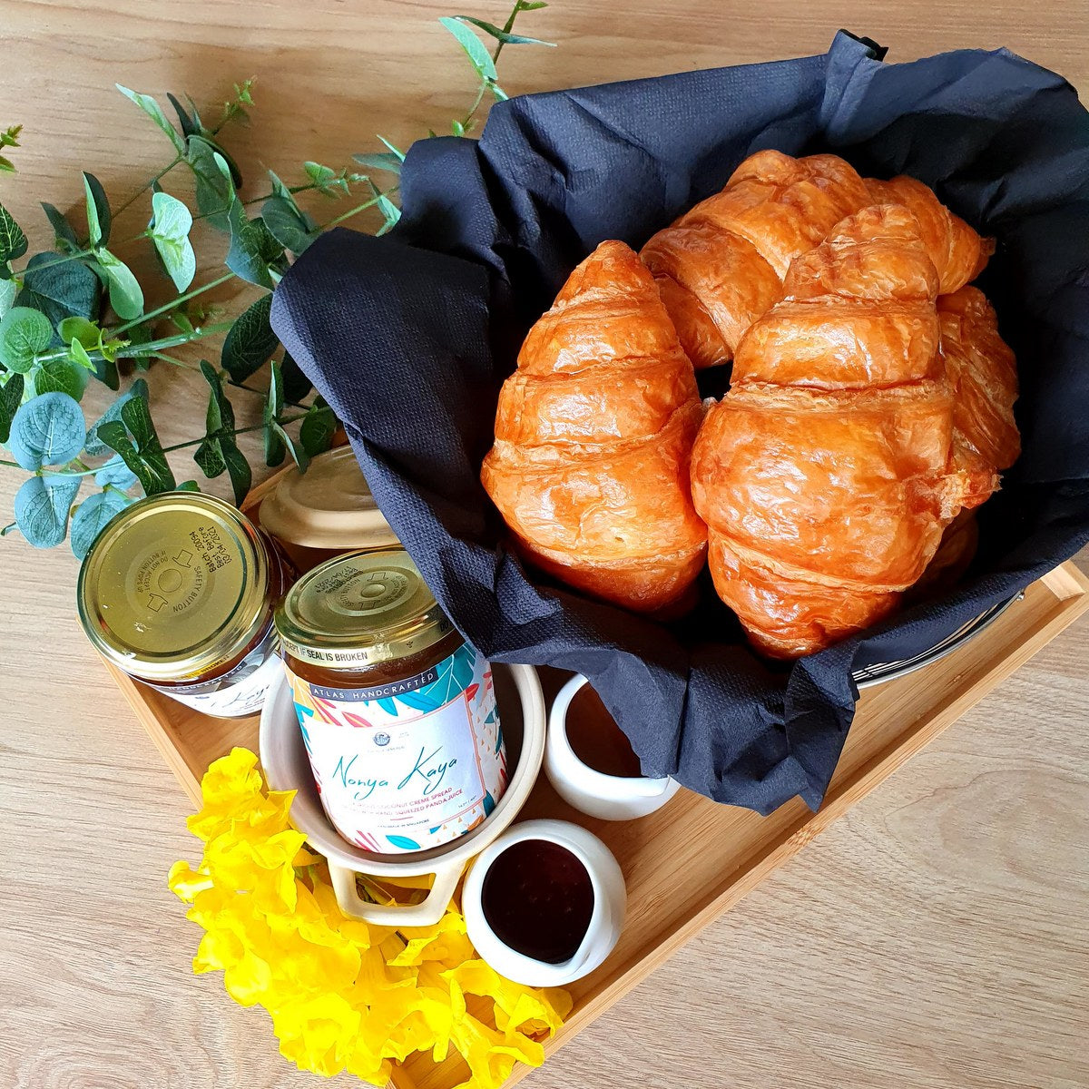 Croissant Breakfast Floating Tray Small