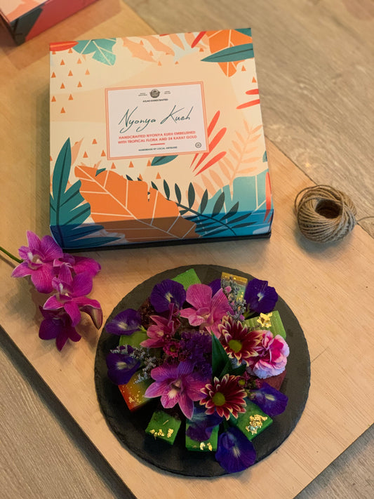 Nyonya Kueh Single Round Slate Gift Box (2pax)