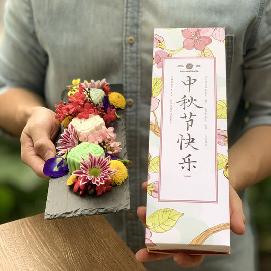 Snowskin Mooncakes Salted Egg Yolk Single Slate Box