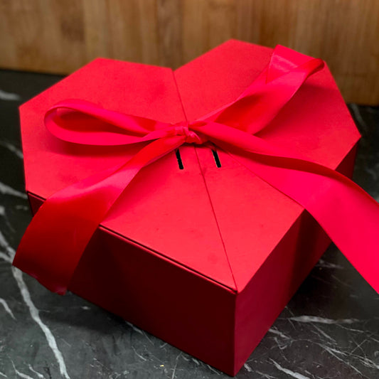 Nyonya Ribbon Heart Box (2 Pax)