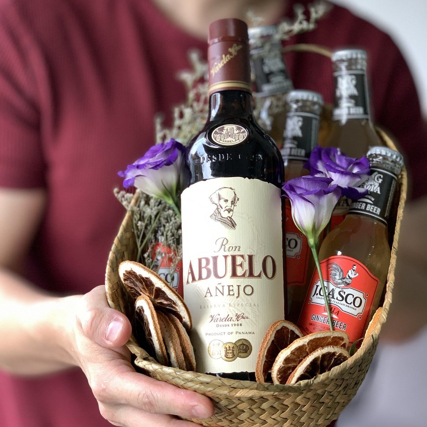 Ron Abuelo Anejo Dark & Stromy Hamper