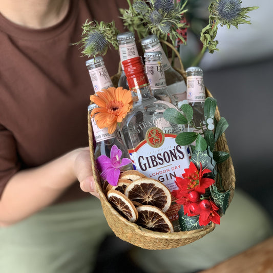 Gibson's Gin Tonic Hamper