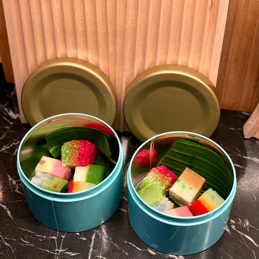 Tiffany Blue Tins Nonya Kueh 2 pax