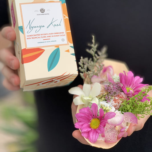 Nyonya Kueh Sampan Gift Box