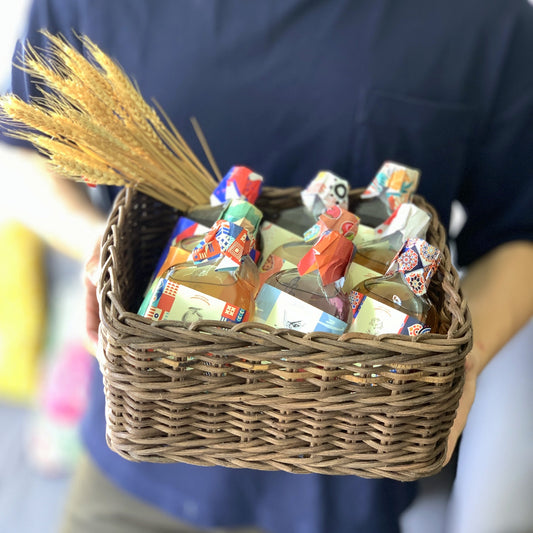 9 Bottled Cocktails Surprise Basket