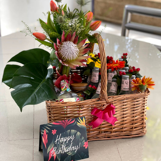 Handcrafted Gin & Tonic Picnic Basket