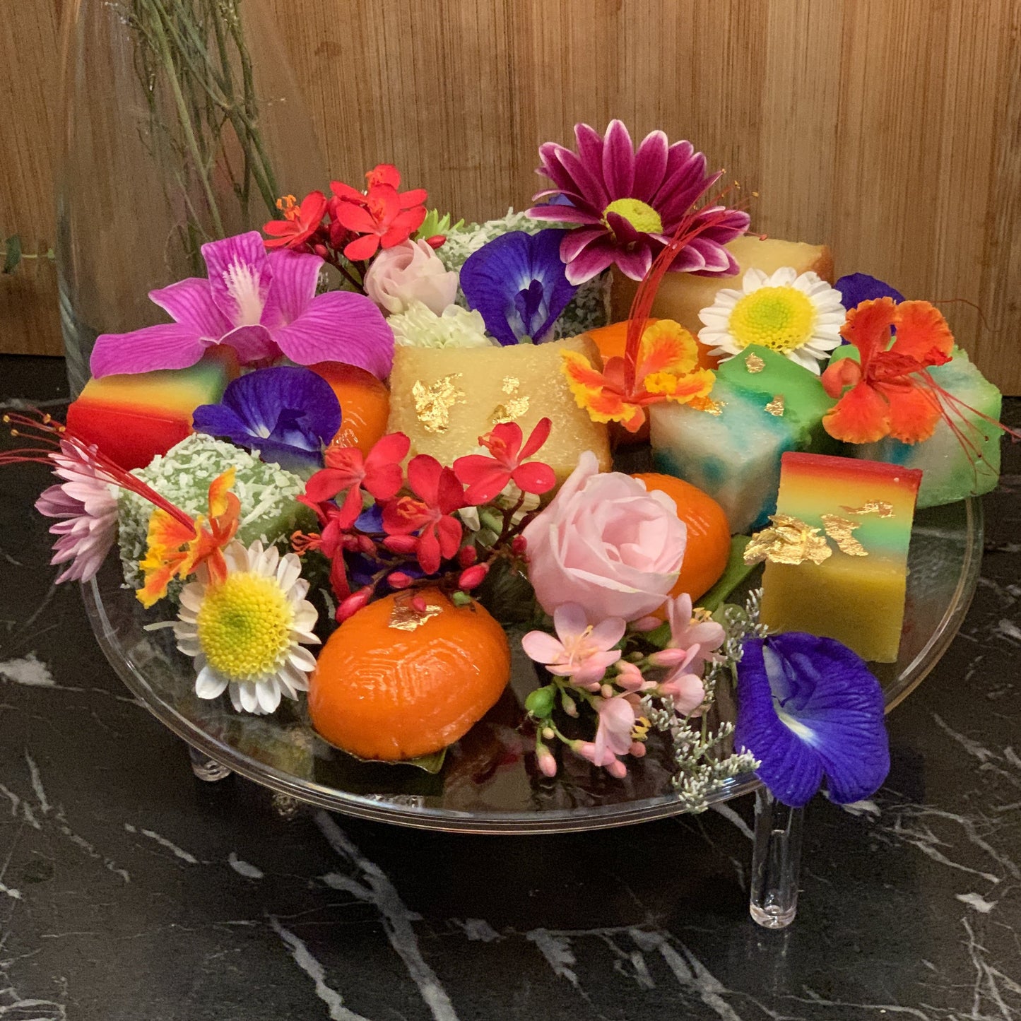 Nyonya Kueh Floating Platter (2 pax)