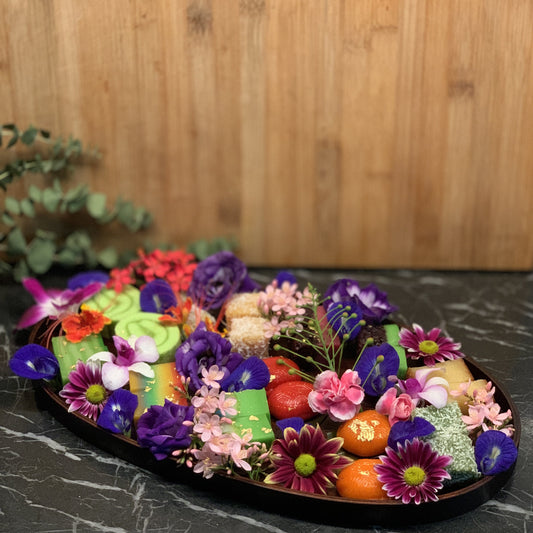 Oval Japanese XL Finewood Nyonya Kueh Platter (8pax)
