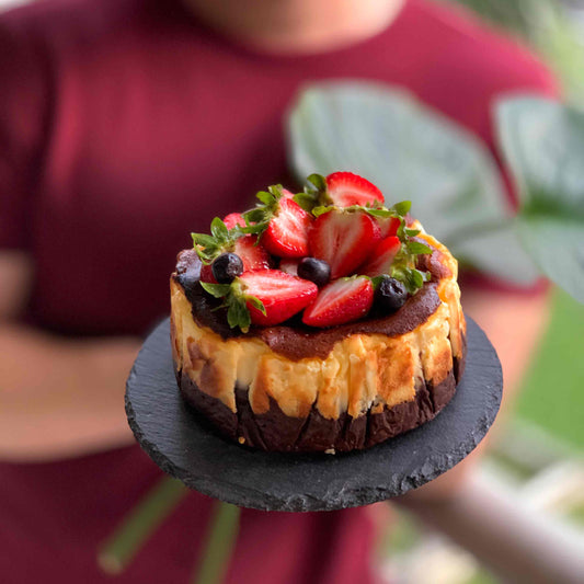 Gluten-free Burnt Cheese Cake (Dark Chocolate)