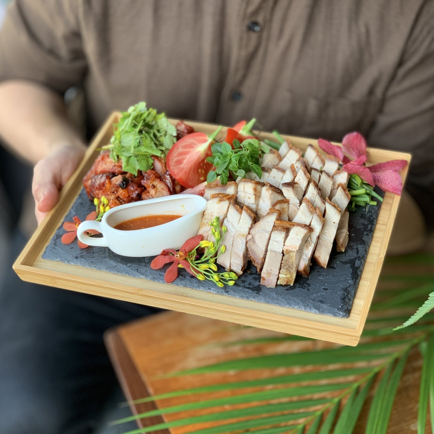 Roast Pork and Char Siew Platter (4-6 pax)