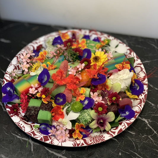 Nonya Kueh Batik Platter 5 Pax