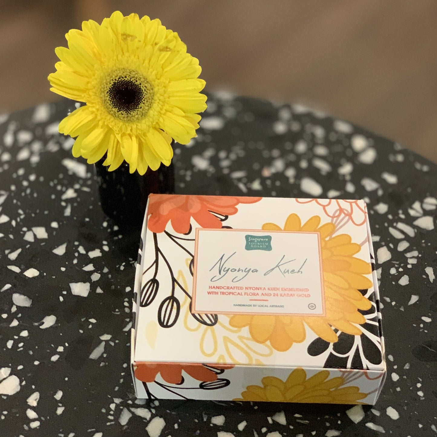 Nyonya Kueh Ultra Luxury Box Corporate Gift