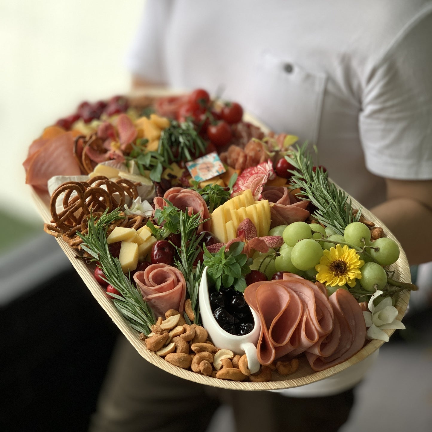'L'artista' XXL Charcuterie & Cheese Grazing Platter