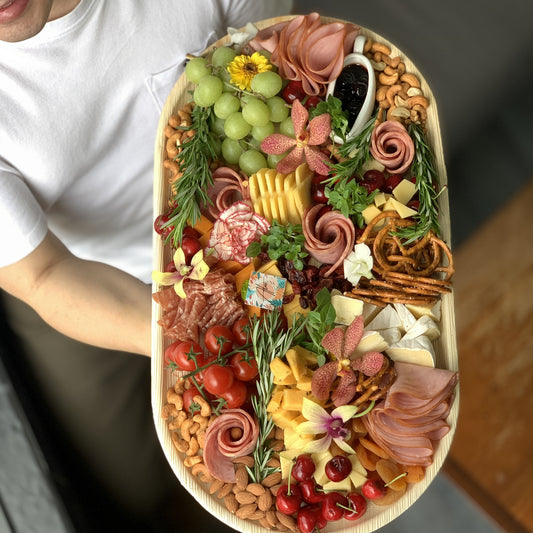 'L'artista' XXL Charcuterie & Cheese Grazing Platter