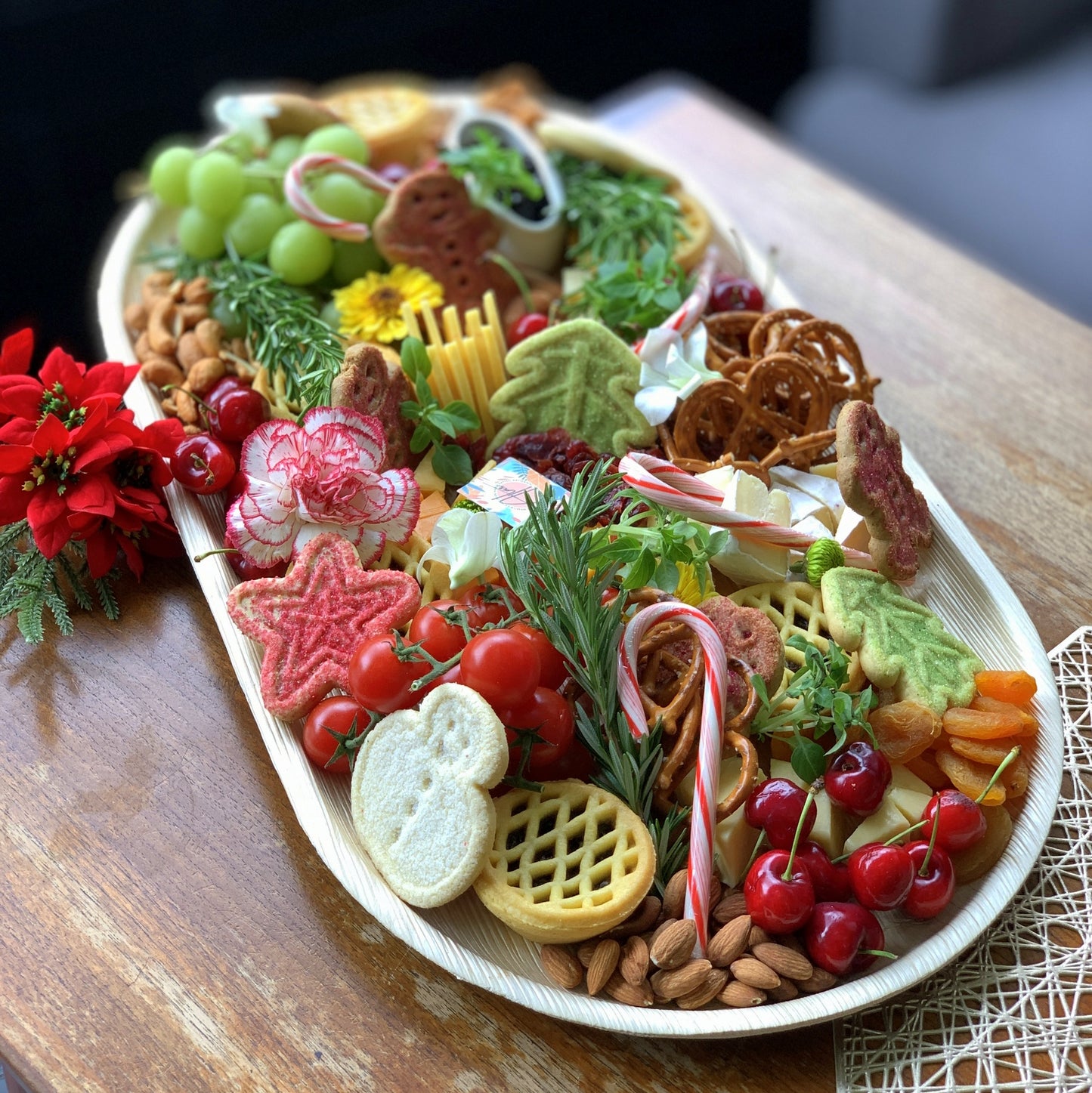 'La Tavola' XXL Festive Cheese & Sweets Platter