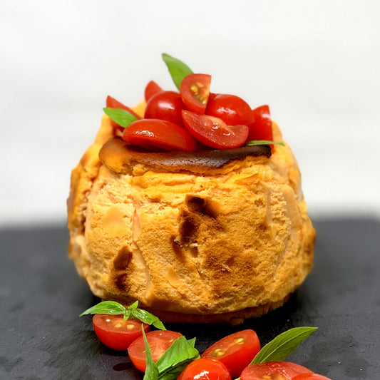 Gluten-free Burnt Cheese Cake (Tomato & Basilco)