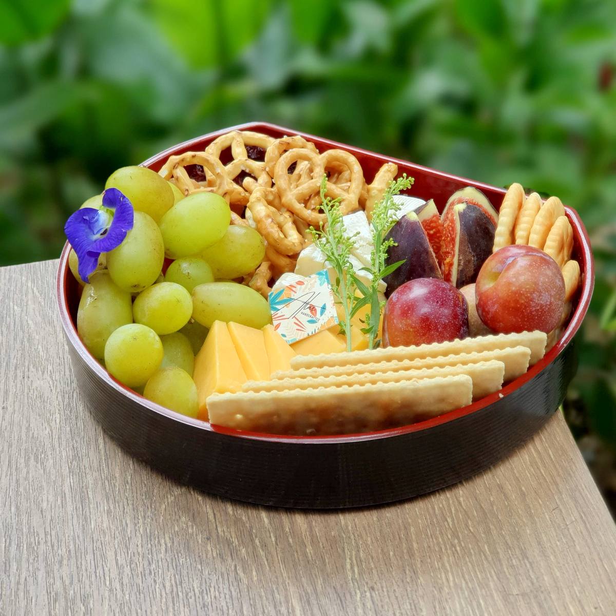 Petit Cheese & Fruits Bento