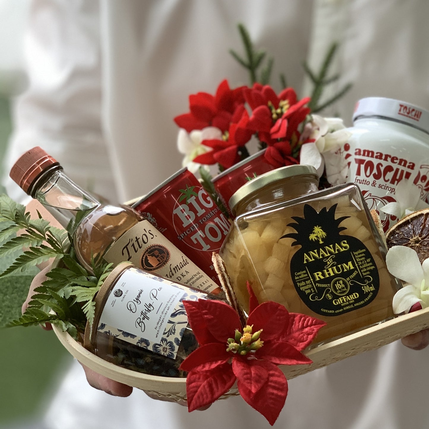 The Vodka Mixologist Holiday Hamper