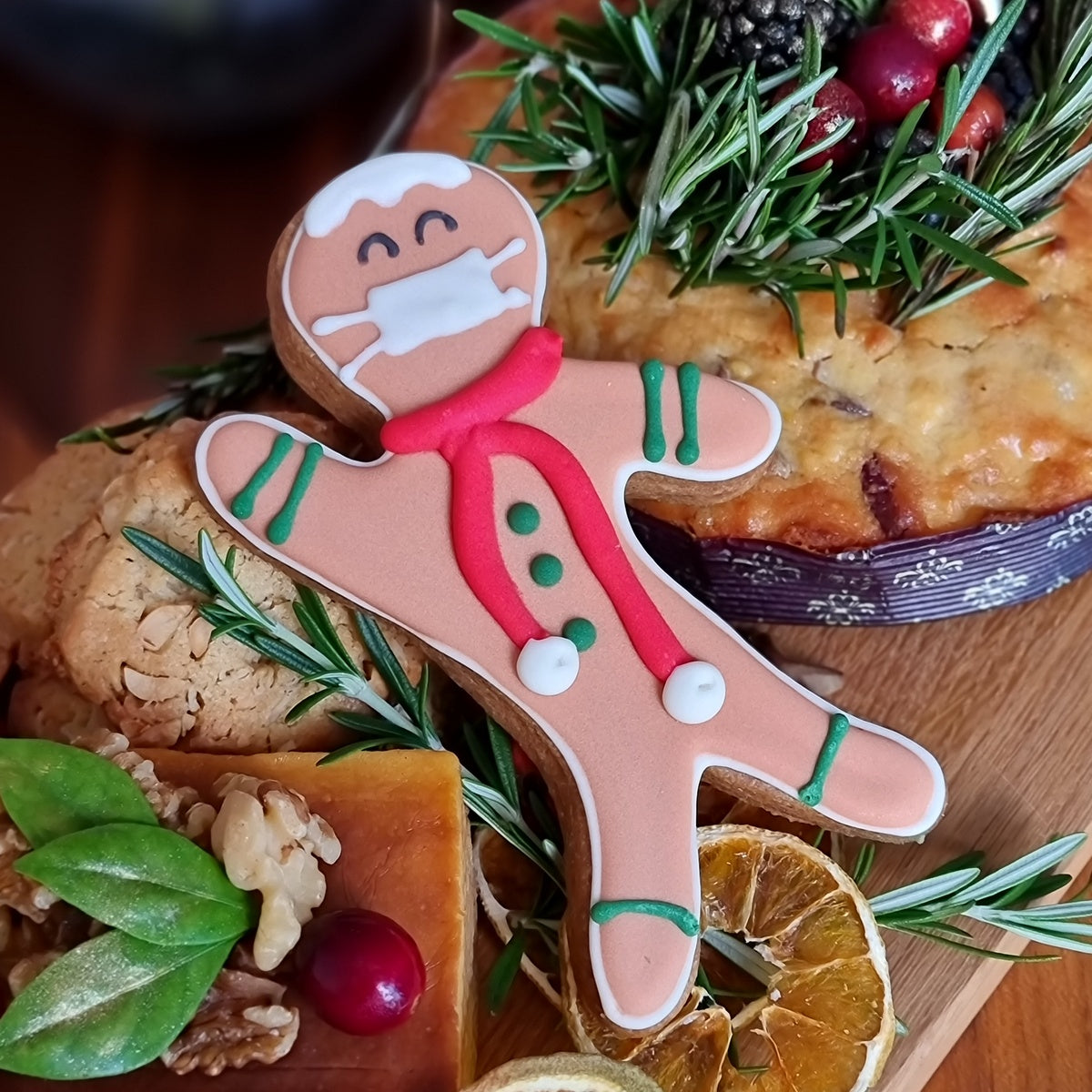 Torrontes Festive Cake Grazing platter