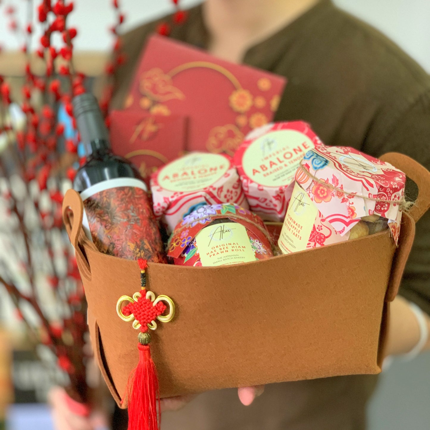 Wine and CNY Gourmet Hamper