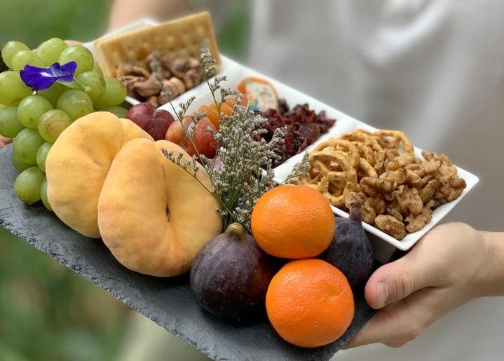 Healthy Gifting: 4 Tips on how to make or choose a great Fruit Basket