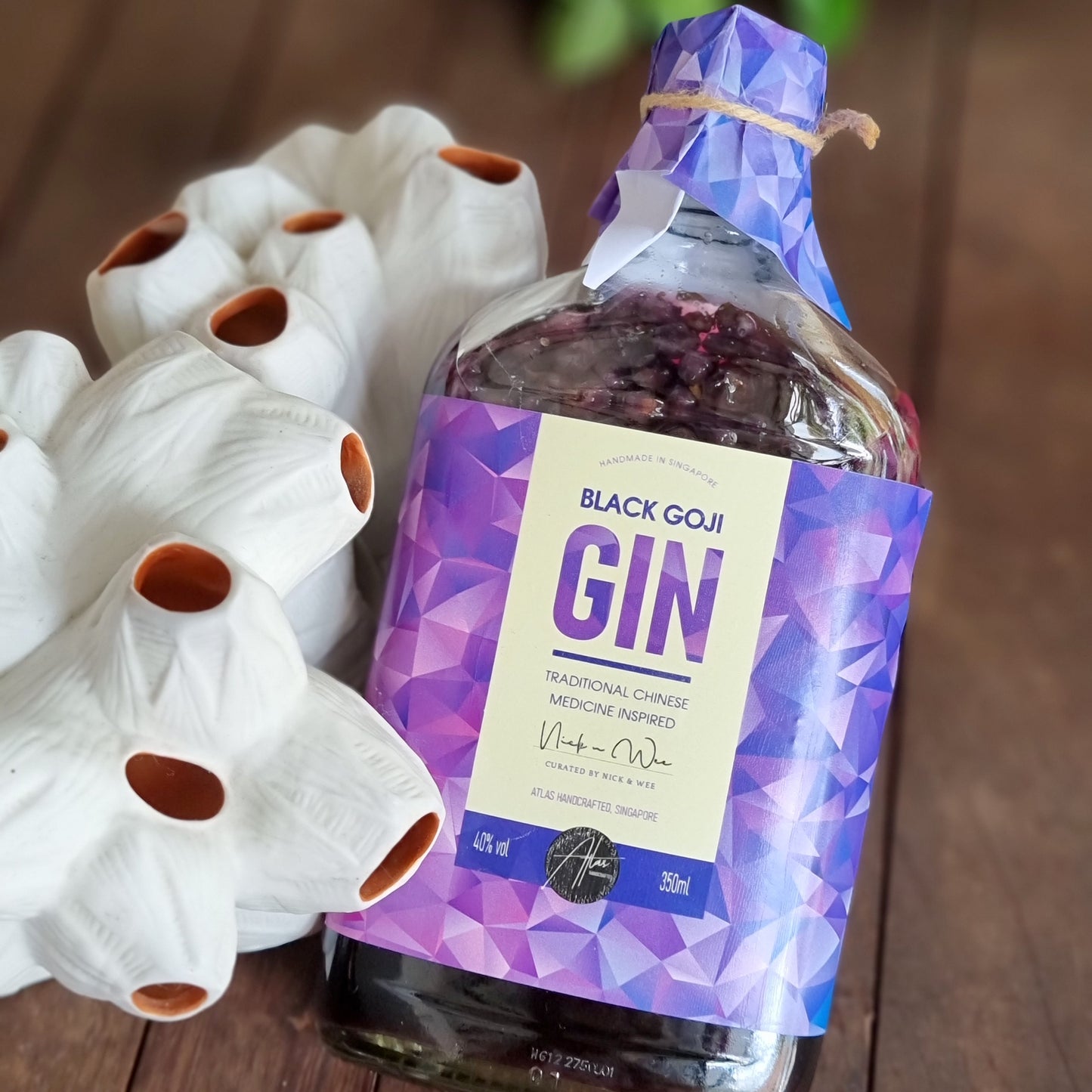 Atlas Handcrafted Black Goji Gin