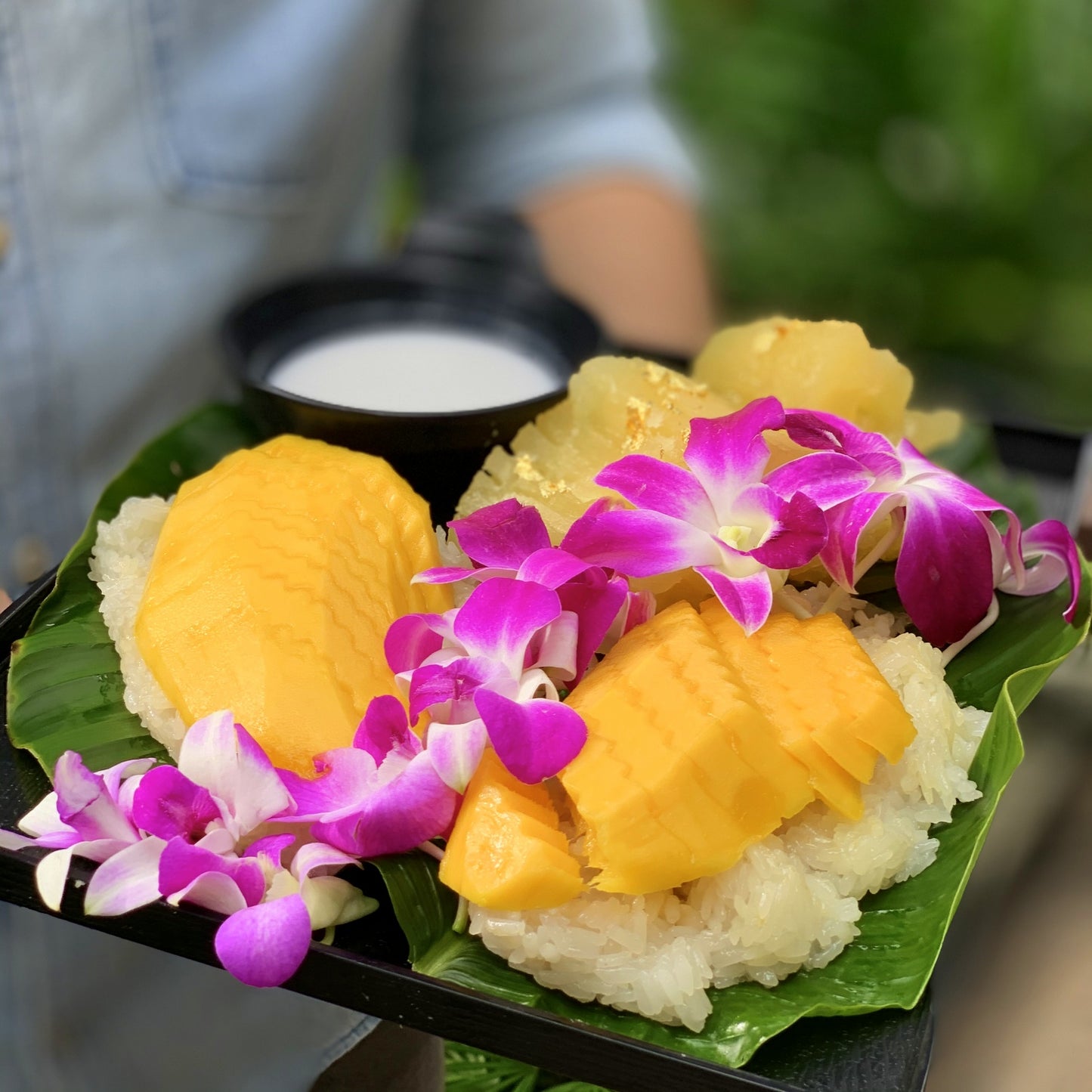 Mango Sticky Rice & Tapioca Lacquered Platter (3-5pax)