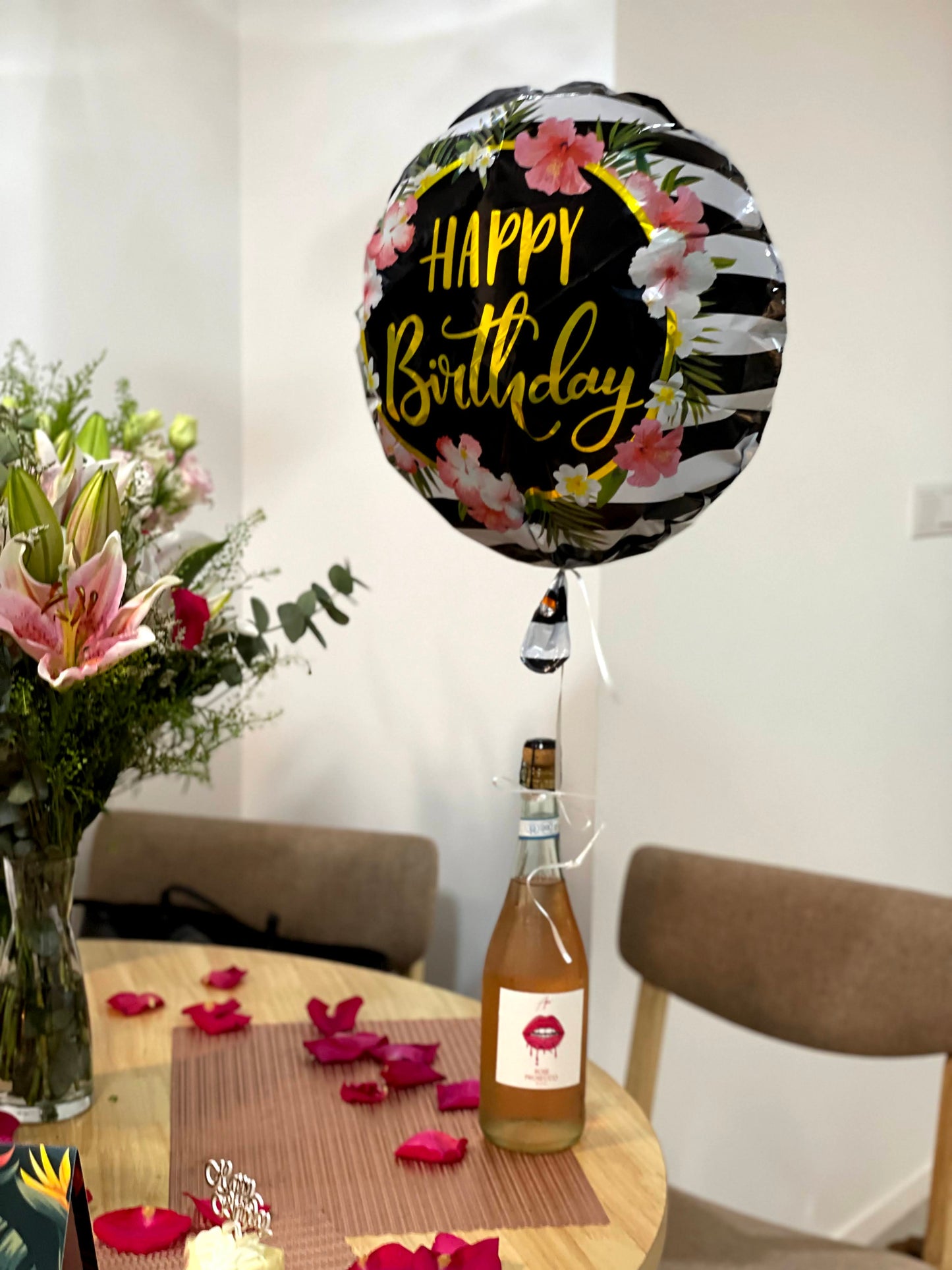 Atlas Estate Rosé Prosecco Birthday Balloon