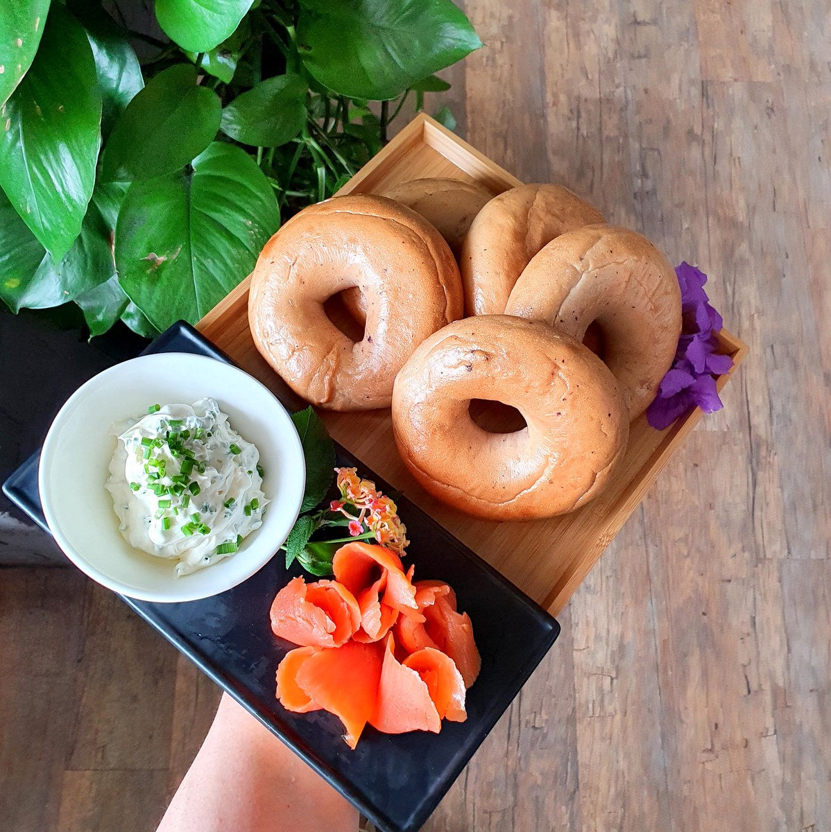 Bagels & Smoked Salmon Floating Tray