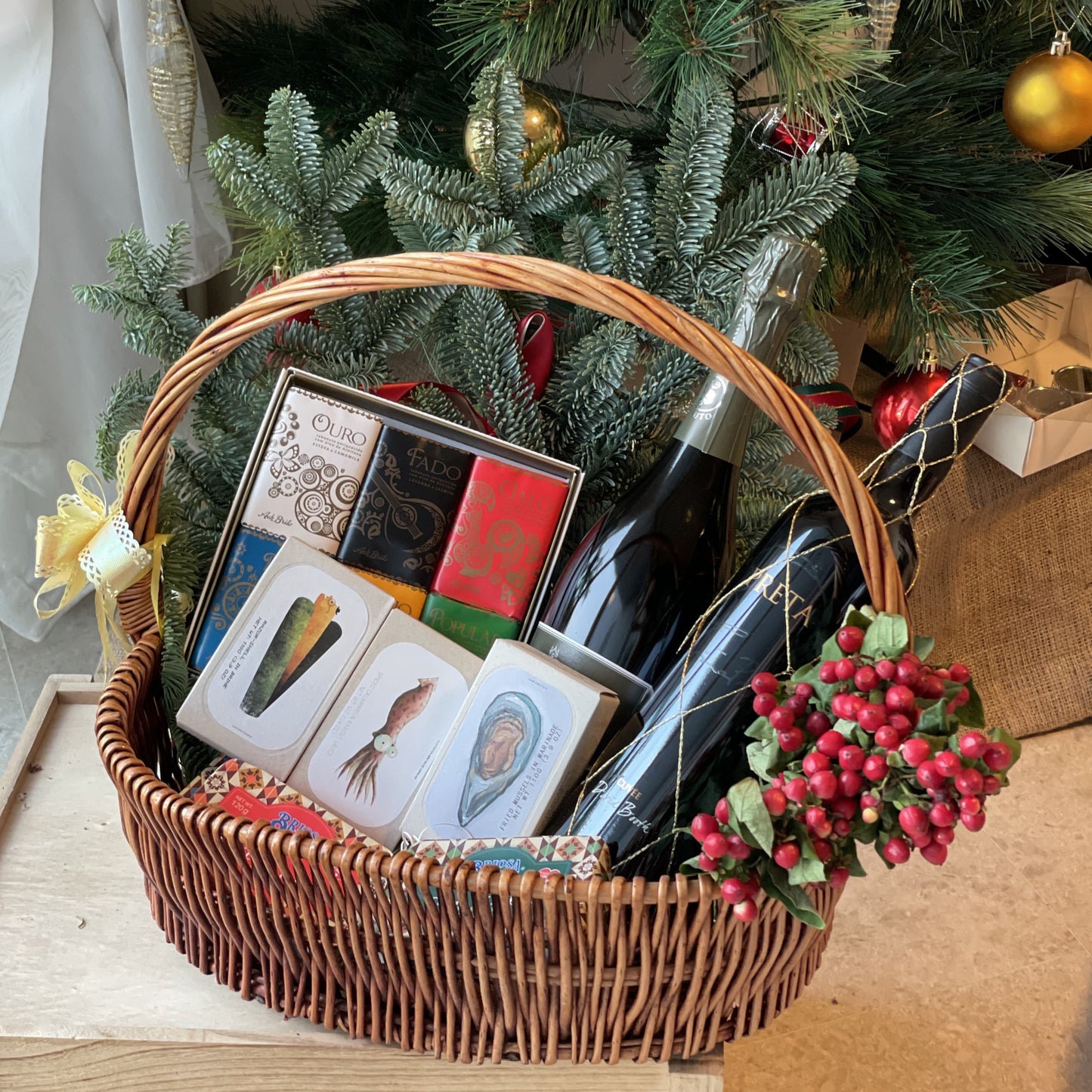 Christmas Portuguese Basket