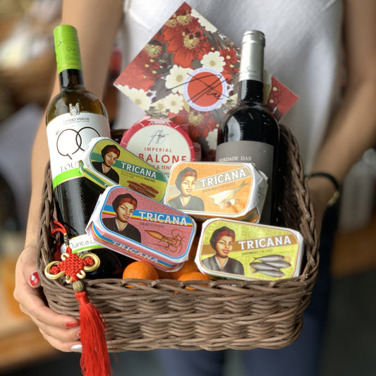 Wine and Seafood Conserva Hamper
