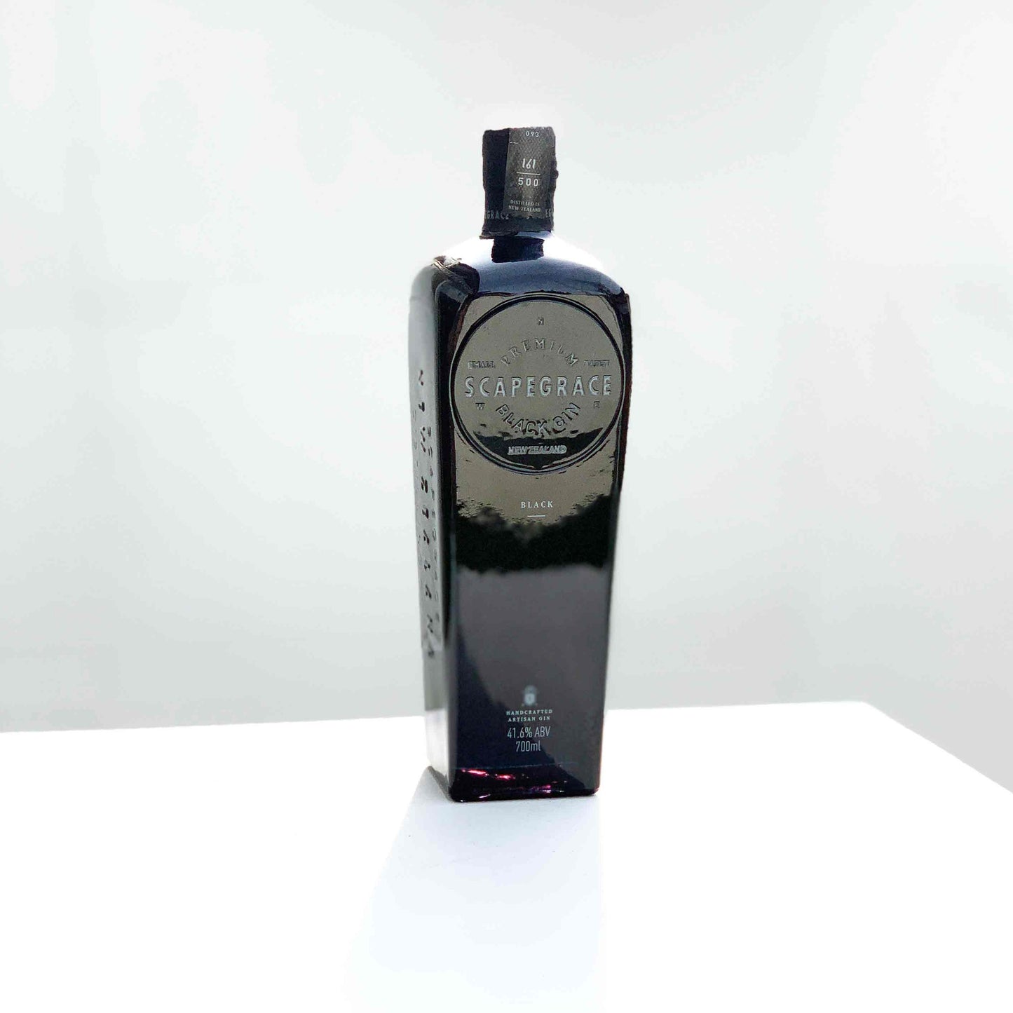 Scapegrace Black Gin