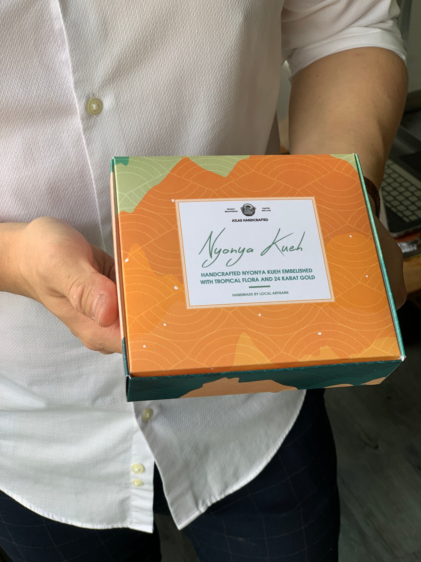 Nyonya Kueh Luxury Box (Customized Corporate Gift)
