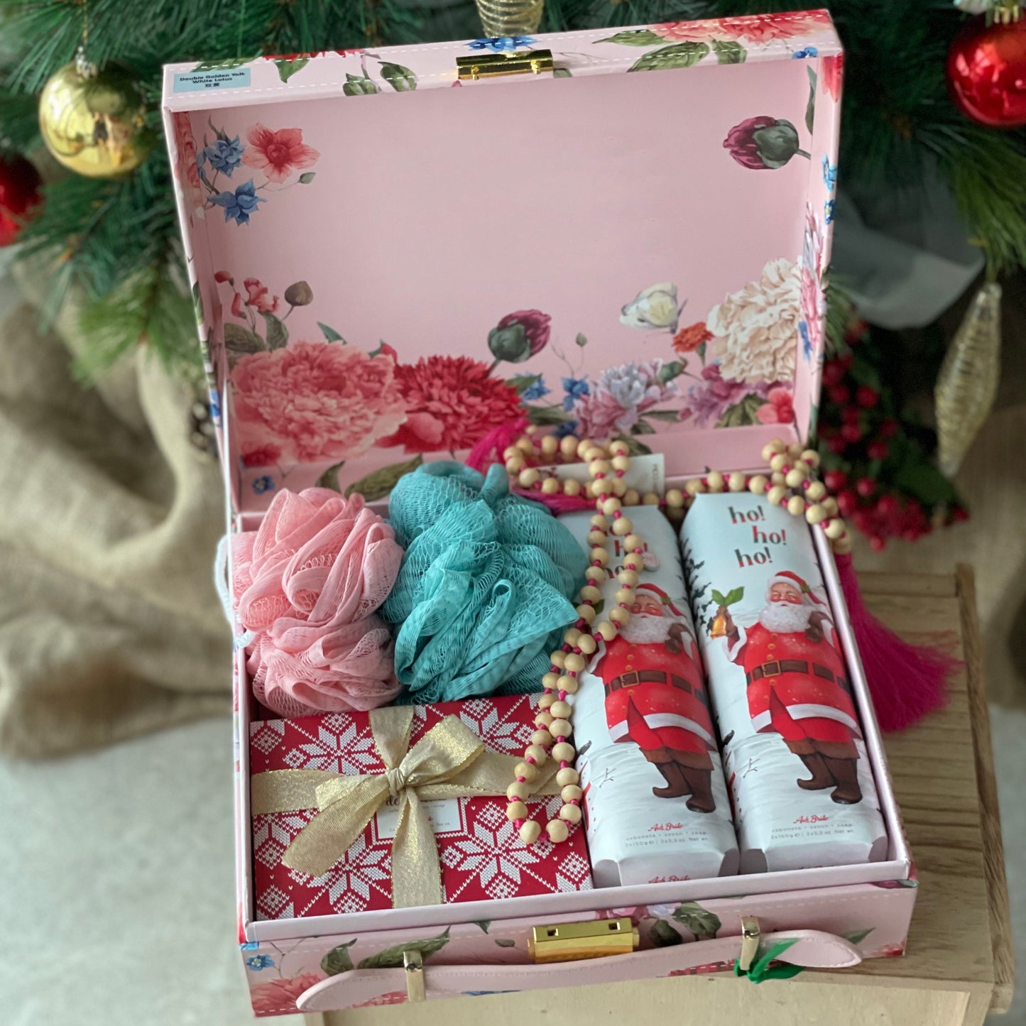 Christmas Portuguese Soaps Suitcase