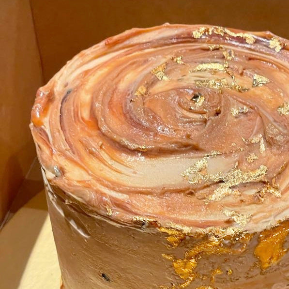 'Mineralized Gold' Naked Caramel Cake